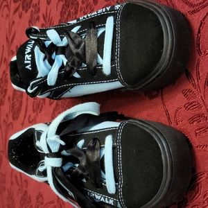 Airwalk shoes